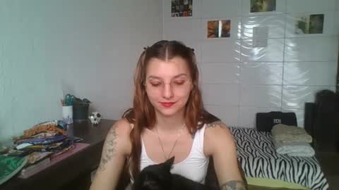 Snapshot of babydemon6 chatting on 5, 11, 2025 babydemon6 online show from 5, 11, 2025