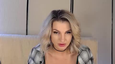 Snapshot of babydollysx chatting on 7, 11, 2025 Kate online show from 7, 11, 2025