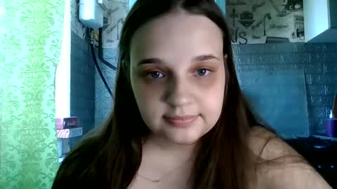 babyemma_emmochka online show from 9, 6, 2026