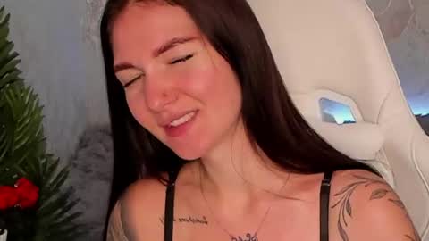 Snapshot of babyisperfect chatting on 12, 7, 2026 Sophia online show from 12, 7, 2026