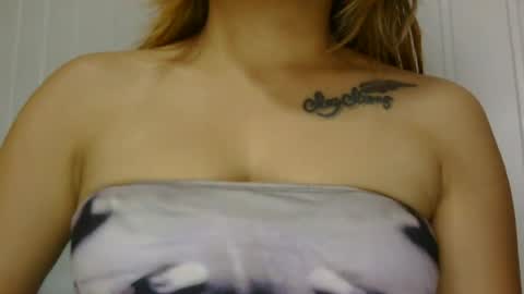 Snapshot of babyjj15 chatting on 20, 6, 2026 babyjj15 online show from 20, 6, 2026