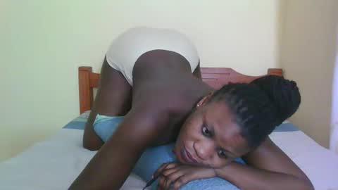 Snapshot of babyrozillah chatting on 17, 5, 2026 PRISCILLAH online show from 17, 5, 2026