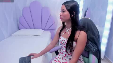 Snapshot of babysophie18_ chatting on 10, 2, 2026 Sophie online show from 10, 2, 2026