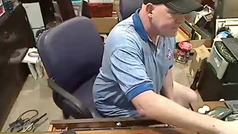 Snapshot of bad_boy4u2abuse chatting on 25, 10, 2025 bad_boy4u2abuse online show from 25, 10, 2025