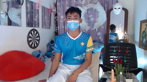 Snapshot of bad_boy_in_bed chatting on 30, 9, 2025 jay online show from 30, 9, 2025