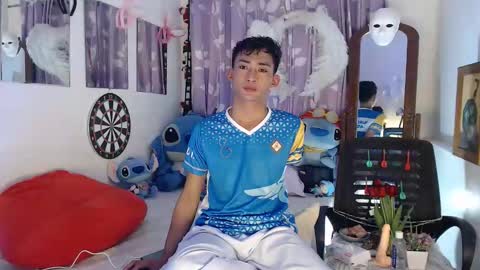 Snapshot of bad_boy_in_bed chatting on 3, 10, 2025 jay online show from 3, 10, 2025