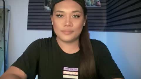Snapshot of bad_kitty_amara chatting on 11, 6, 2026 AMARA - FOLLOW ME AND THUMBS UP online show from 11, 6, 2026