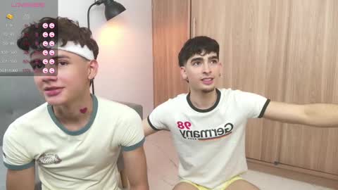 Snapshot of badboy_one chatting on 2, 2, 2025 jhojan online show from 2, 2, 2025