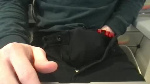 Snapshot of baddersguy13 chatting on 9, 1, 2026 baddersguy13 online show from 9, 1, 2026