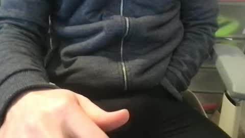 Snapshot of baddersguy13 chatting on 5, 2, 2026 baddersguy13 online show from 5, 2, 2026