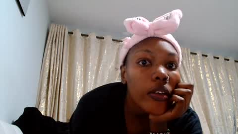 Snapshot of baddestslut001 chatting on 25, 6, 2026 baddestslut001 online show from 25, 6, 2026