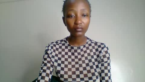 baddie_bunnie online show from 28, 11, 2025