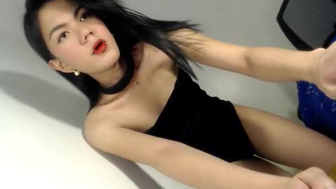Hello  im your lovely Cheska online show from 16, 1, 2025