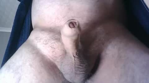 Snapshot of baddingtonbear chatting on 28, 10, 2025 baddingtonbear online show from 28, 10, 2025