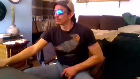 Mexican livin Off the Wall online show from 17, 1, 2026