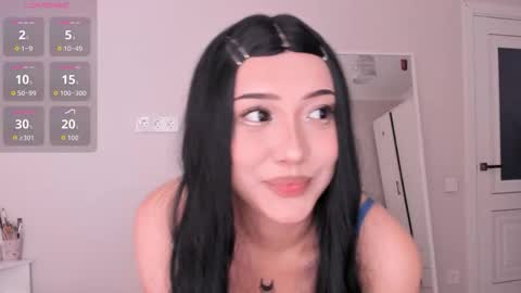 Snapshot of bae_lyn chatting on 23, 10, 2025 bae_lyn online show from 23, 10, 2025