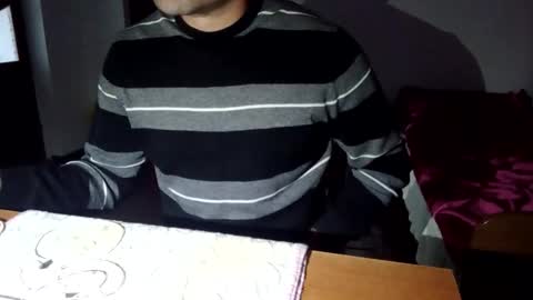 Snapshot of baiat_frumusel chatting on 3, 10, 2025 baiat_frumusel online show from 3, 10, 2025