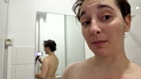 Snapshot of baiedesbois chatting on 17, 11, 2025 Baiedesbois online show from 17, 11, 2025