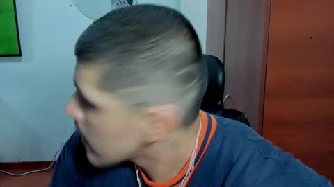 Snapshot of baltazardupont chatting on 19, 11, 2025 Andres - online show from 19, 11, 2025