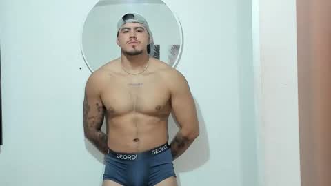 Snapshot of baltazardupont chatting on 24, 11, 2025 Andres - online show from 24, 11, 2025