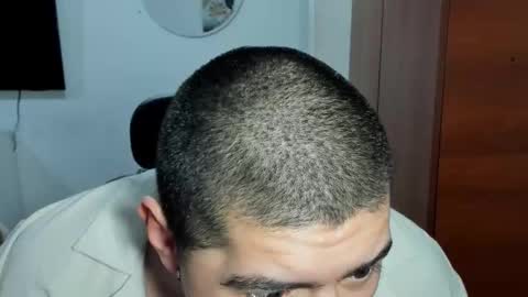 Snapshot of baltazardupont chatting on 18, 12, 2025 Andres - online show from 18, 12, 2025