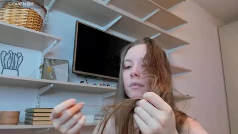 Kira online show from 2, 2, 2026