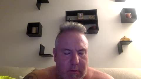 banana5289 online show from 10, 9, 2025