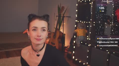 Ellen and  online show from 8, 2, 2025