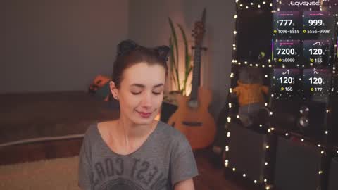 Ellen and  online show from 8, 3, 2025