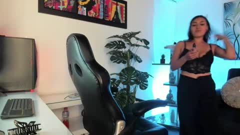 Snapshot of baphy_baby chatting on 26, 10, 2025 Gabi online show from 26, 10, 2025