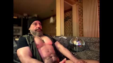 Snapshot of barba71 chatting on 8, 2, 2025 Military man 69 online show from 8, 2, 2025