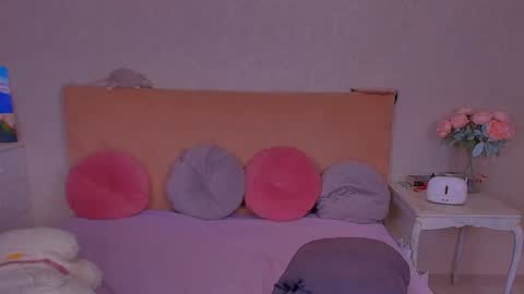 Barbie Kim online show from 8, 12, 2024