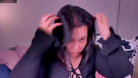 Barbie Kim online show from 16, 4, 2026