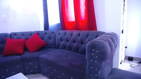 Snapshot of barbaraferrer69 chatting on 24, 12, 2024 BARBARA FERRER online show from 24, 12, 2024