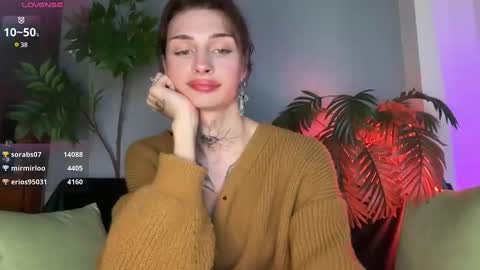 Snapshot of barbie_bi chatting on 11, 1, 2025 My name is Molly. Please say hello I like talking to you. If you have any wishes or obscene desires please use the tip menu online show from 11, 1, 2025