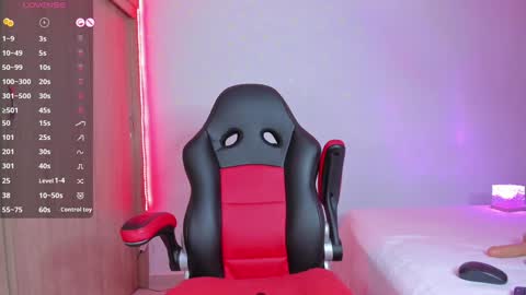 Snapshot of barbie_ebony_ chatting on 12, 1, 2025 Nicolle  online show from 12, 1, 2025