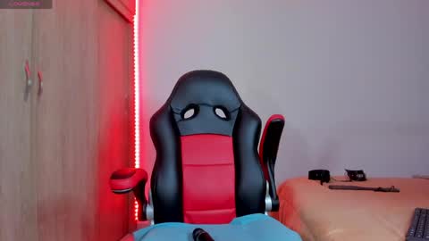 Nicolle  online show from 17, 4, 2026