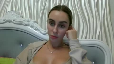 Snapshot of barbie_giirls_ chatting on 22, 11, 2025 Kate online show from 22, 11, 2025