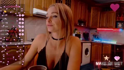 Snapshot of barbie_kiss1 chatting on 17, 12, 2024 barbie online show from 17, 12, 2024