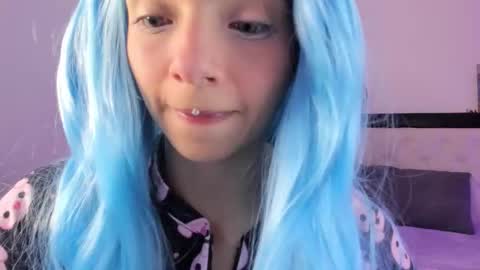 Snapshot of barbieteeen chatting on 14, 11, 2025 Barbie... online show from 14, 11, 2025