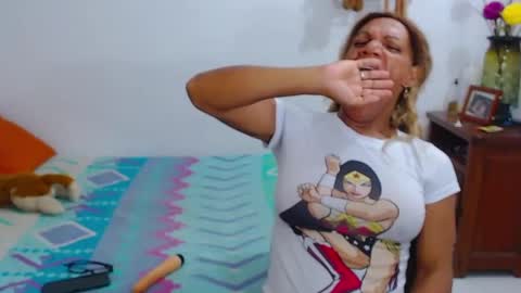 Snapshot of bardotbigcocktsx chatting on 3, 10, 2025 bardotbigcocktsx online show from 3, 10, 2025