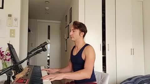 Snapshot of barebritpianist chatting on 4, 11, 2025 BareBritPianist online show from 4, 11, 2025