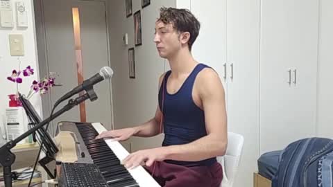 Snapshot of barebritpianist chatting on 27, 11, 2025 BareBritPianist online show from 27, 11, 2025