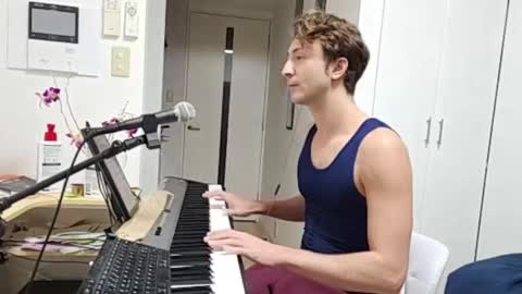 Snapshot of barebritpianist chatting on 30, 11, 2025 BareBritPianist online show from 30, 11, 2025