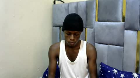 Snapshot of bashlouis1 chatting on 4, 8, 2026 bashlouis1 online show from 4, 8, 2026