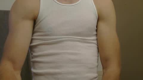 Snapshot of basicallyjustmee chatting on 26, 10, 2025 basicallyjustmee online show from 26, 10, 2025