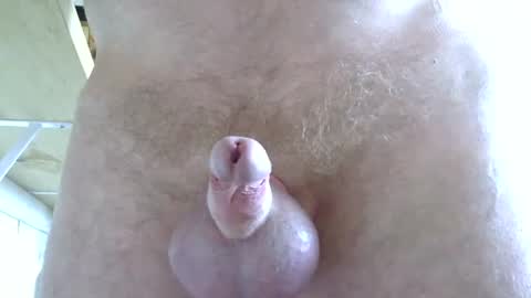 Snapshot of bassx40 chatting on 9, 3, 2025 bassx40 online show from 9, 3, 2025