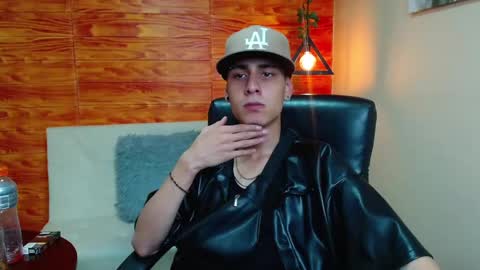 Snapshot of bastiaan_28 chatting on 24, 12, 2024 Bastian online show from 24, 12, 2024