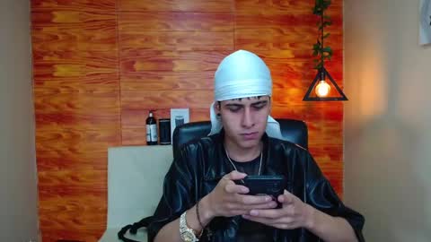 Snapshot of bastiaan_28 chatting on 14, 1, 2025 Bastian online show from 14, 1, 2025