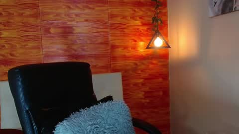 Snapshot of bastiaan_28 chatting on 18, 2, 2025 Bastian online show from 18, 2, 2025